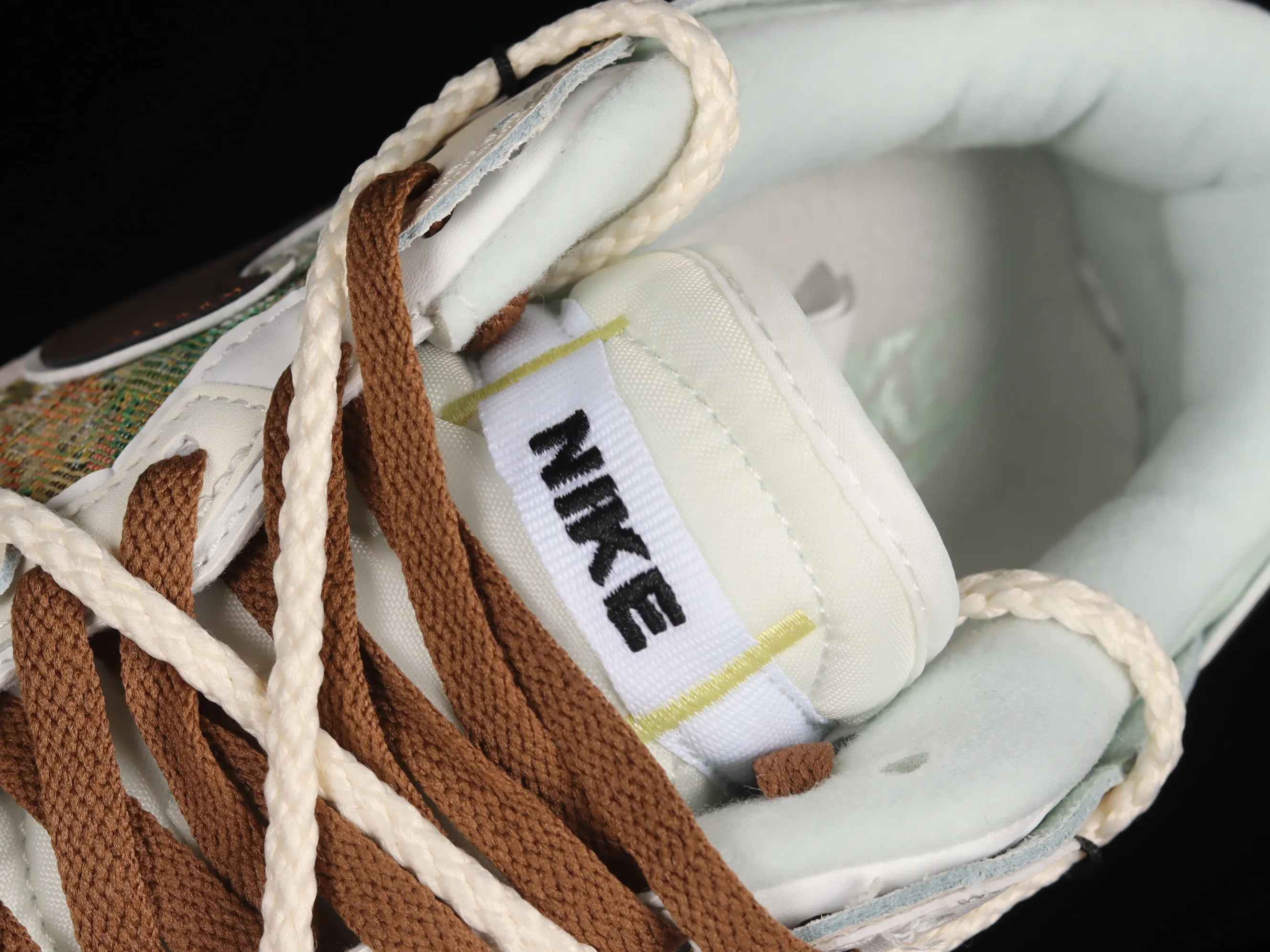 All categories Nk SB Dunk series Nk SB Dunk Low low-top skate shoes Nk Dunk Scrap stitching low-top skate shoes BD0500-100